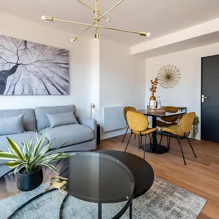 Appartement Downtown Rooftop - Centre - Wifi - Terrasse - Netflix Amiens