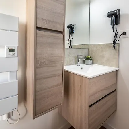 Downtown Rooftop - Centre - Wifi - Terrasse - Netflix Apartment Amiens