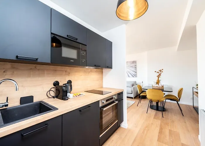 Downtown Rooftop - Centre - Wifi - Terrasse - Netflix Apartment *